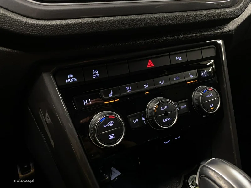 Volkswagen T-Roc A1 24