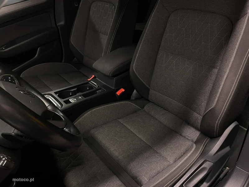 Volkswagen Passat Variant B8 15
