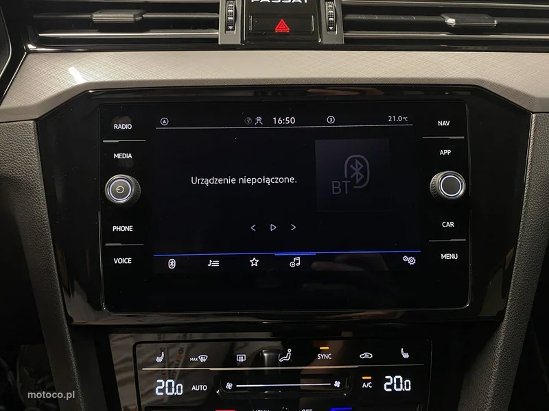 Volkswagen Passat Variant B8 29