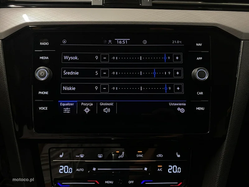 Volkswagen Passat Variant B8 36