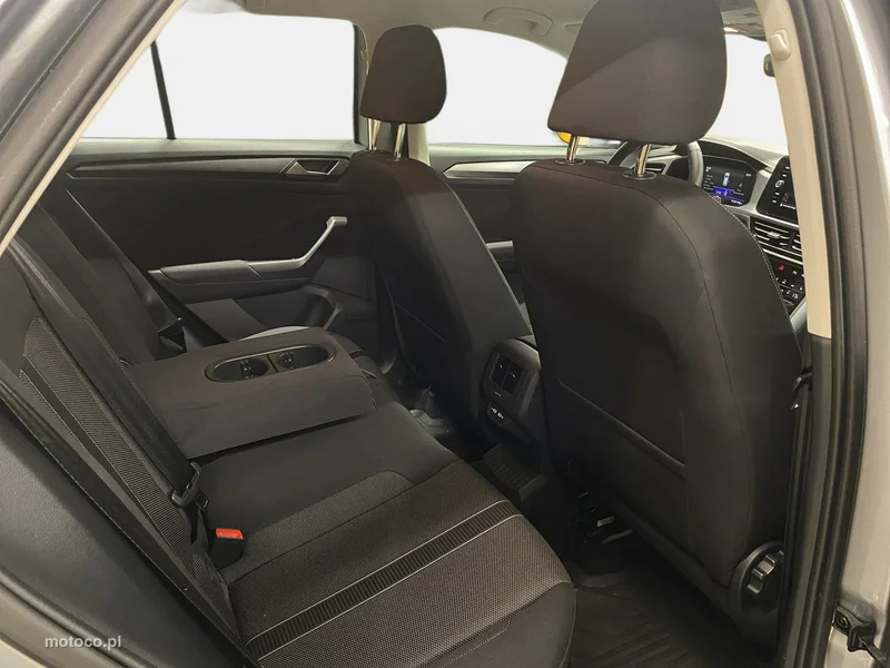 Volkswagen T-Roc A1 14