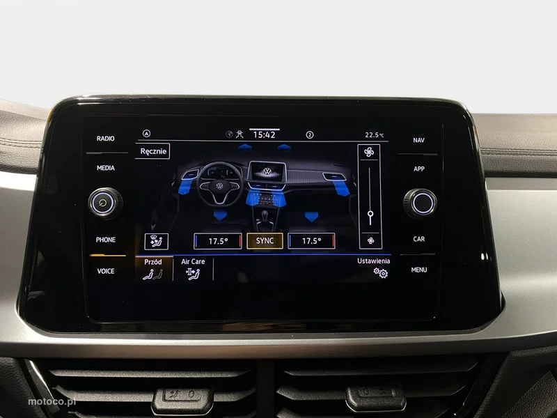 Volkswagen T-Roc A1 32