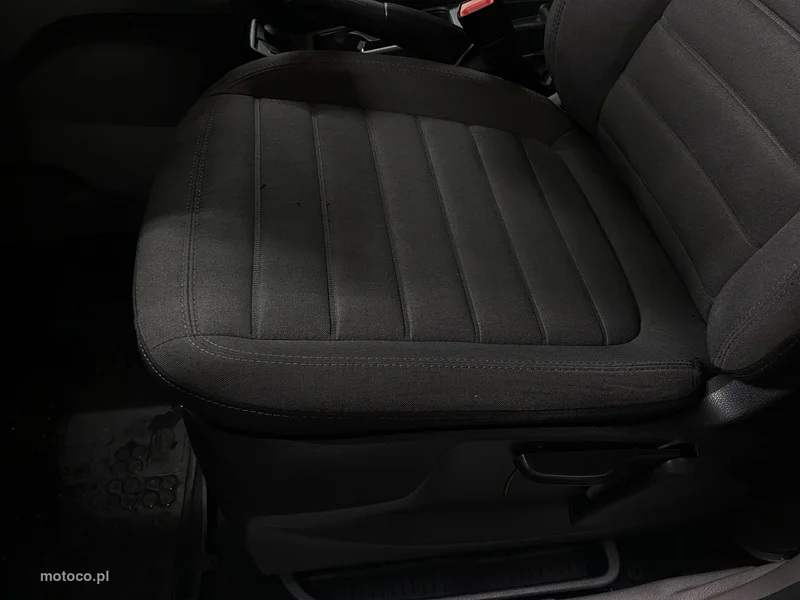 Ford Grand Tourneo Connect 13