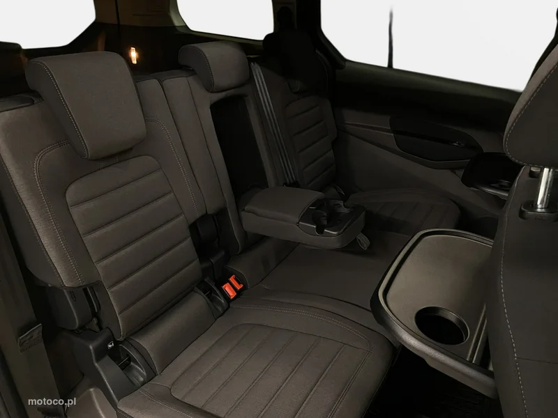 Ford Grand Tourneo Connect 16