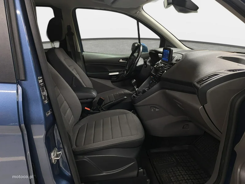 Ford Grand Tourneo Connect 12