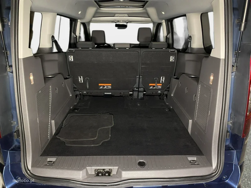 Ford Grand Tourneo Connect 17