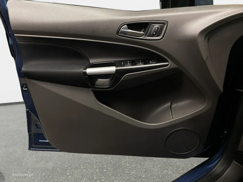 Ford Grand Tourneo Connect 37