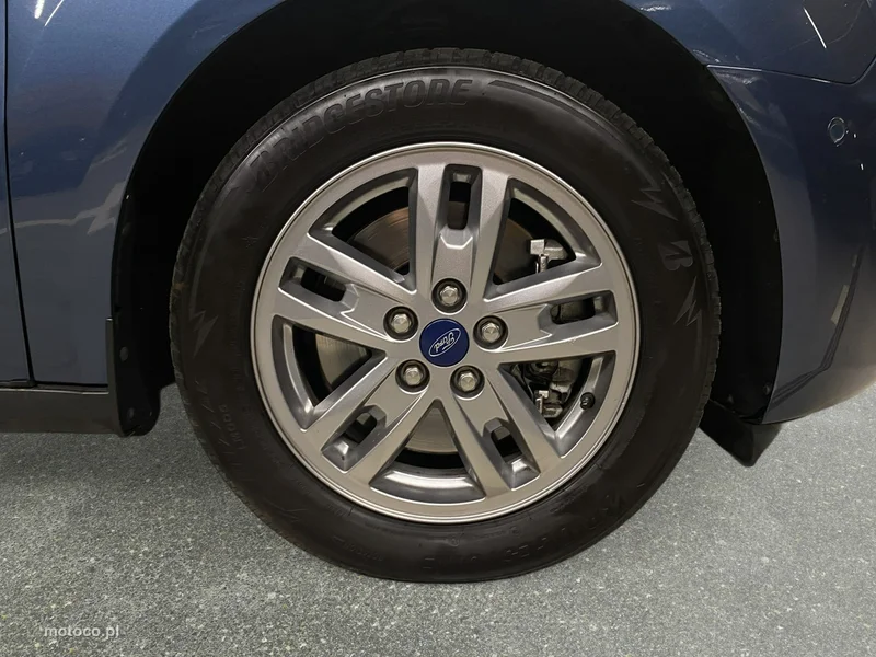 Ford Grand Tourneo Connect 10