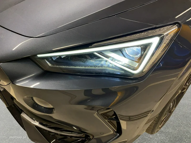 Cupra Formentor 8