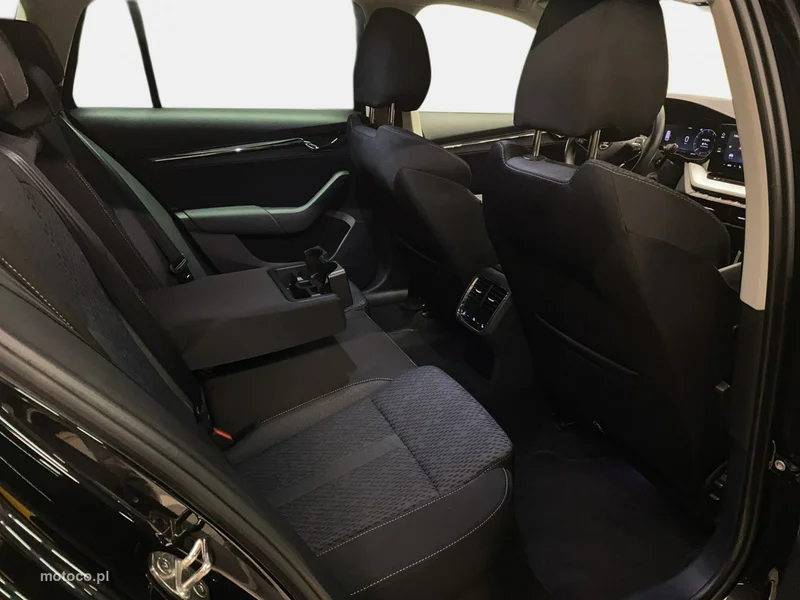 Skoda Octavia IV 14