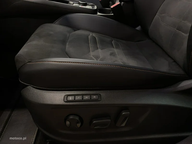 Cupra Ateca 13