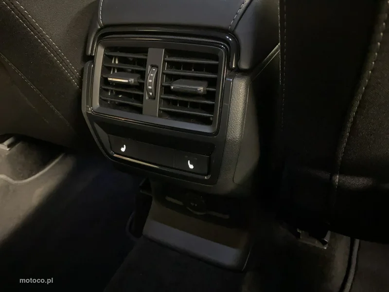 Skoda Karoq I 17