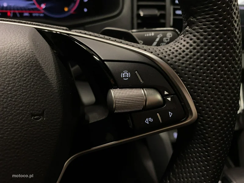 Skoda Karoq I 23