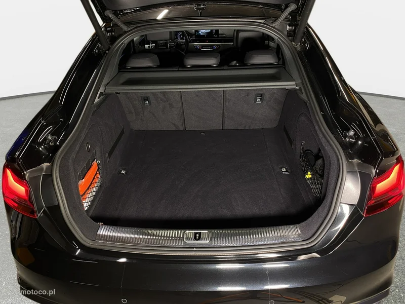 Audi A5 F5 13