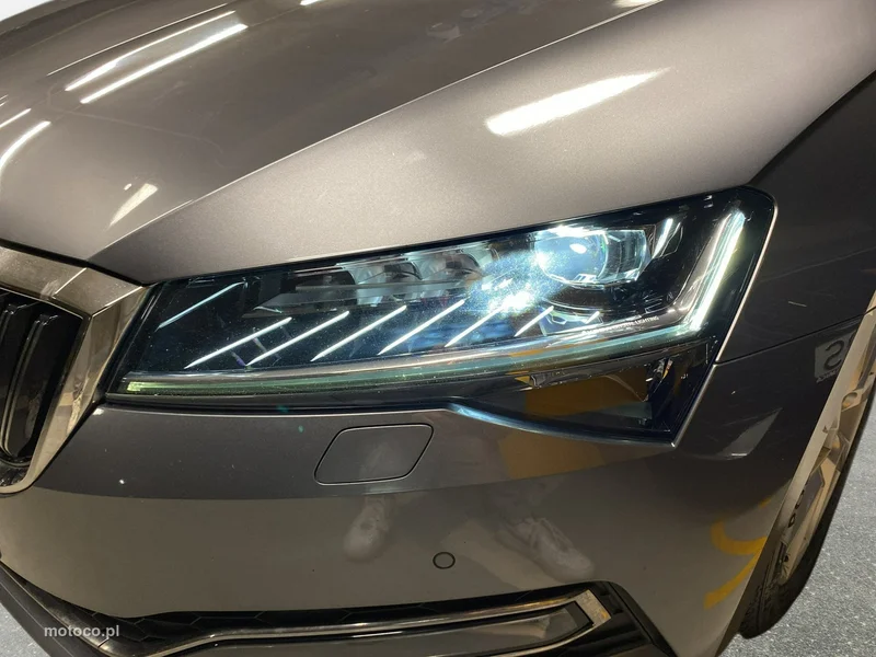 Skoda Superb III 9