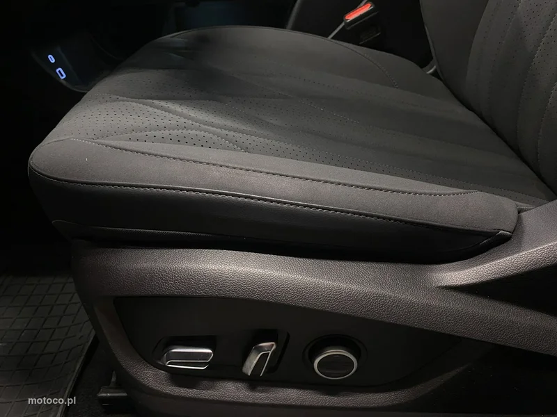 Chery Tiggo 8 13