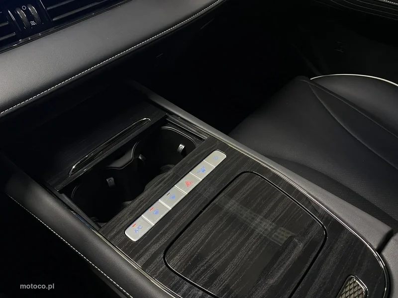 Omoda 5 34