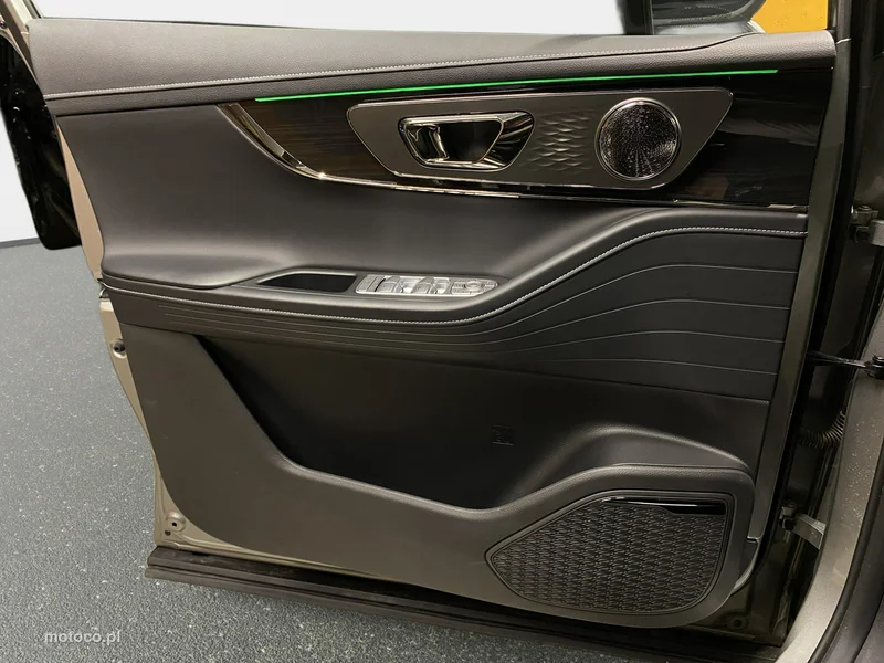 Omoda 5 37