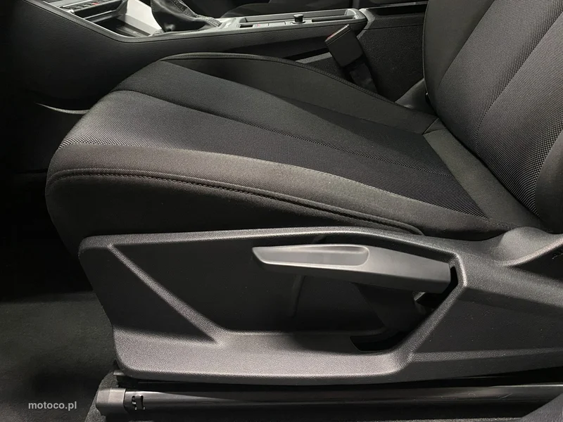 Audi Q3 F3 13