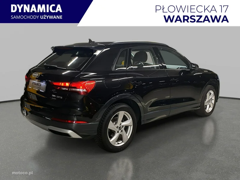 Audi Q3 F3 7
