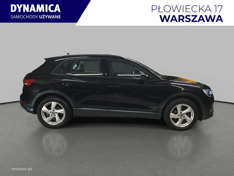 Audi Q3 F3 8