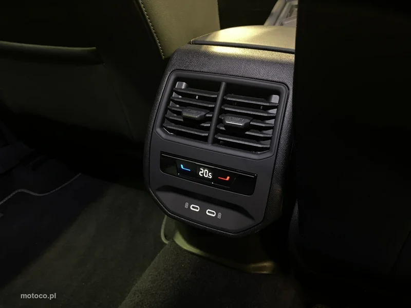 Cupra Formentor 16