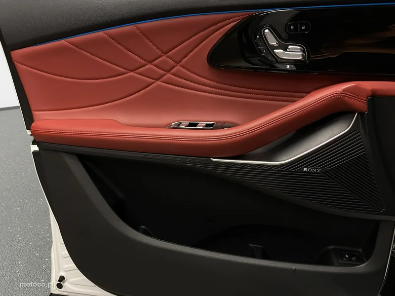 Omoda 9 28