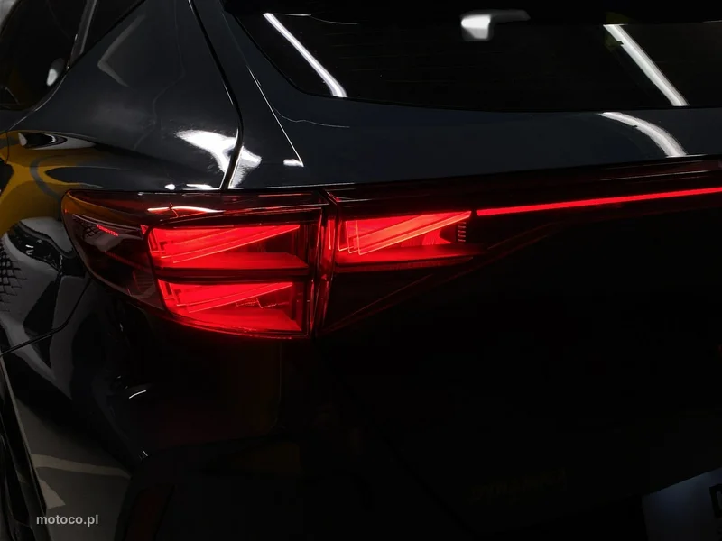 Cupra Formentor 10