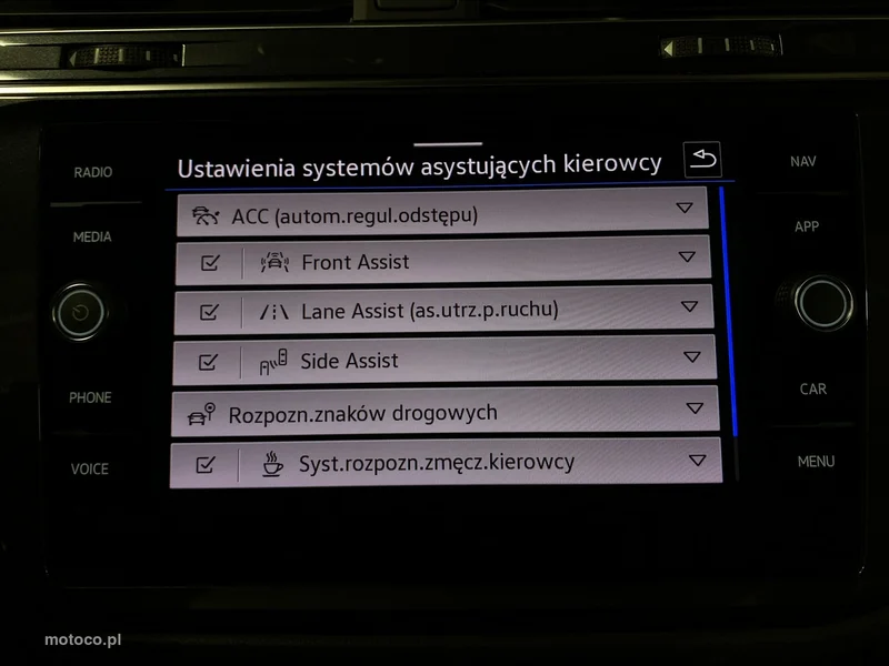 Volkswagen Tiguan AD 27