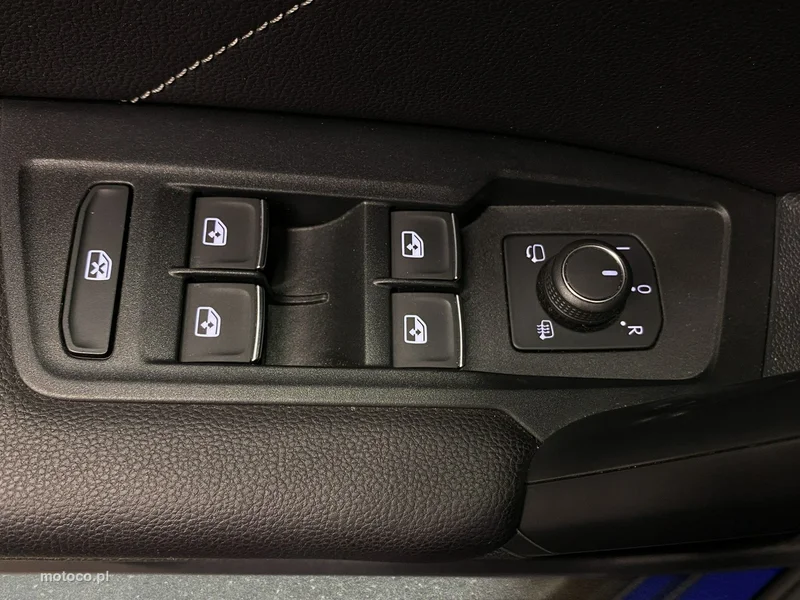Volkswagen Tiguan AD 33