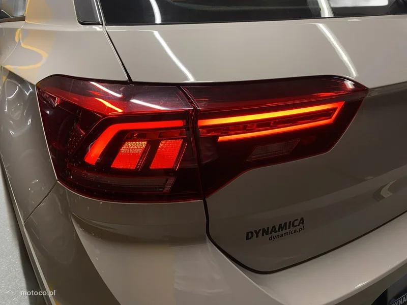 Volkswagen T-Roc A1 11