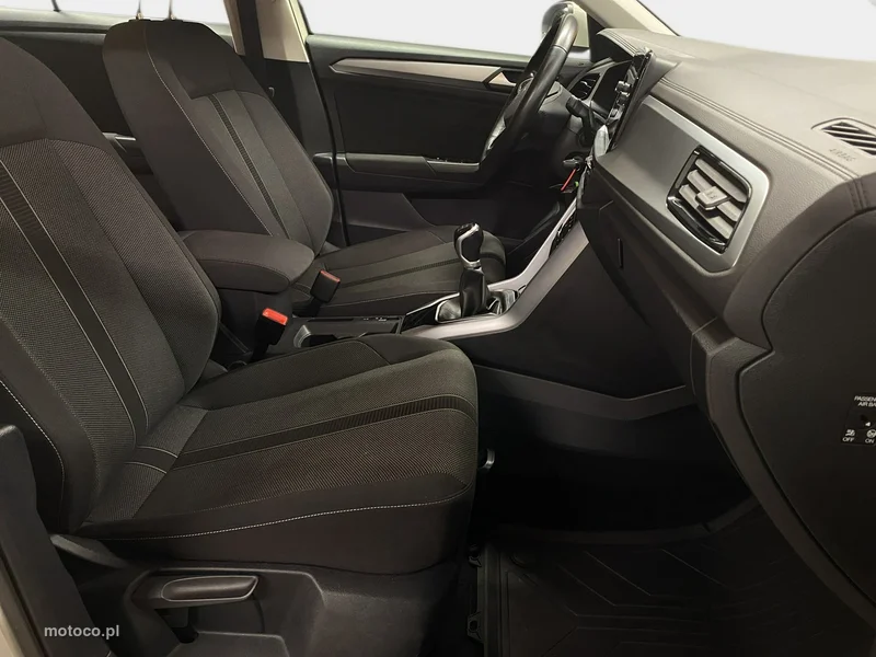 Volkswagen T-Roc A1 12
