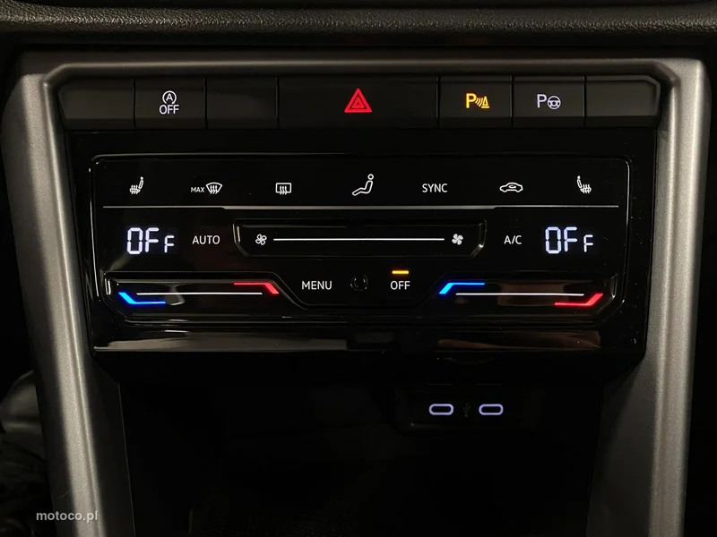 Volkswagen T-Roc A1 29