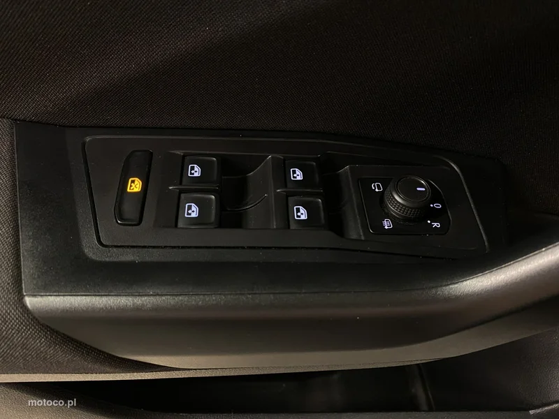 Volkswagen T-Roc A1 33