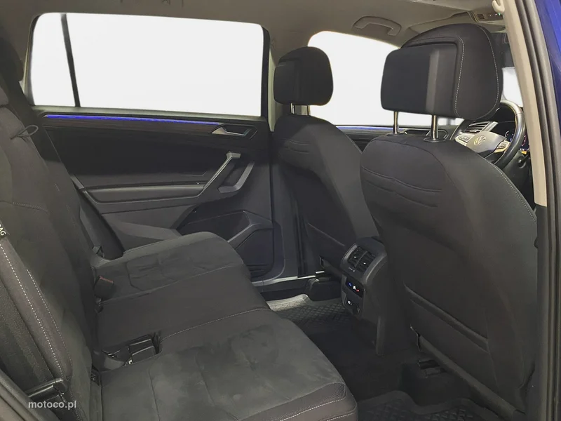Volkswagen Tiguan AD 15