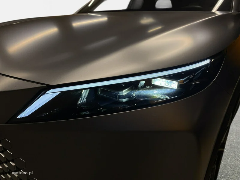 Omoda 7 9