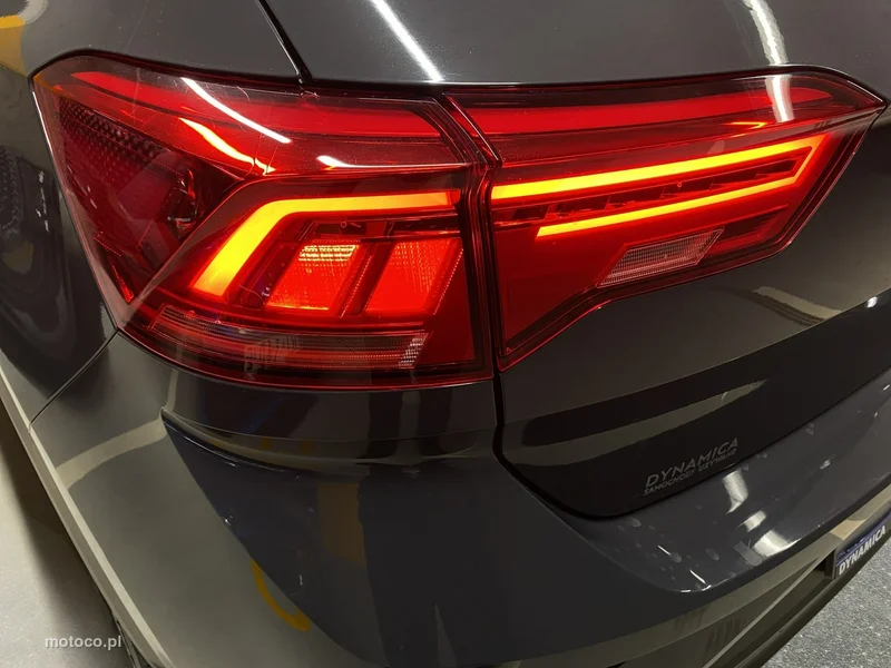Volkswagen T-Roc A1 11