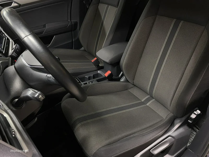 Volkswagen T-Roc A1 14