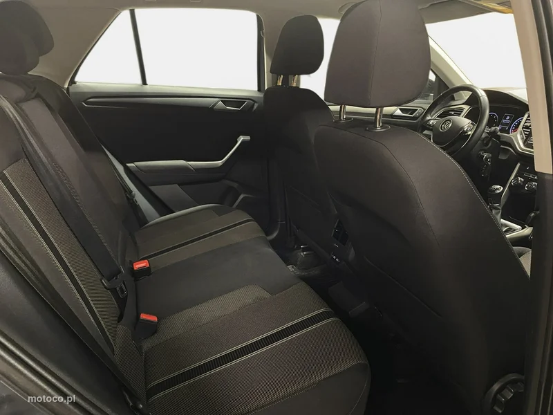 Volkswagen T-Roc A1 15