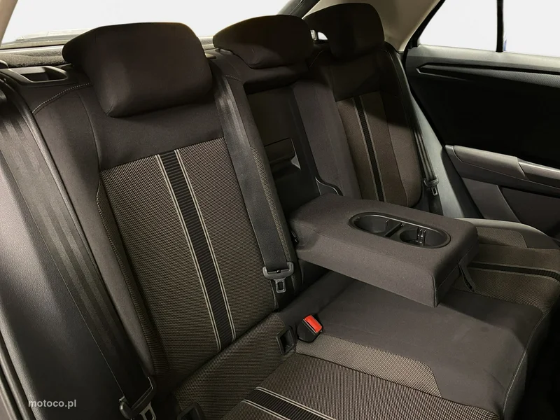 Volkswagen T-Roc A1 16