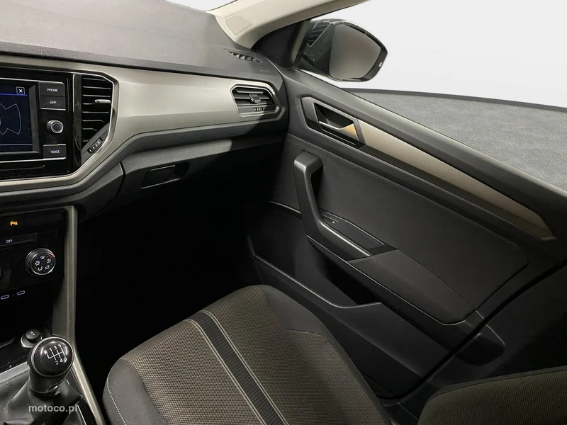 Volkswagen T-Roc A1 32