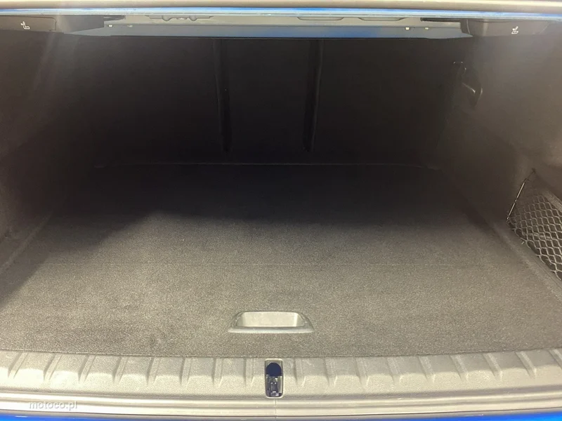 BMW Seria 2 G42 220 18