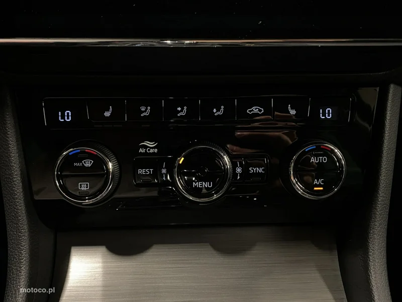 Skoda Superb III 32