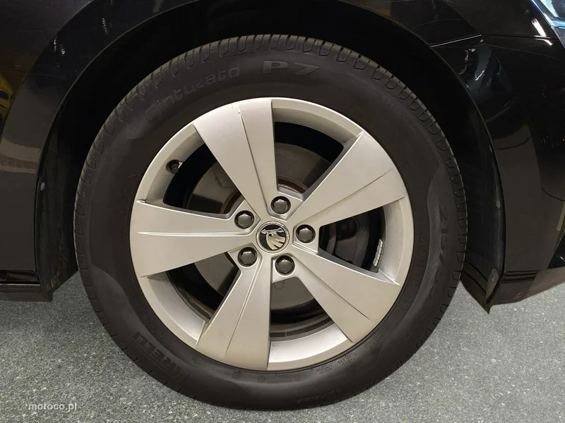 Skoda Superb III 10