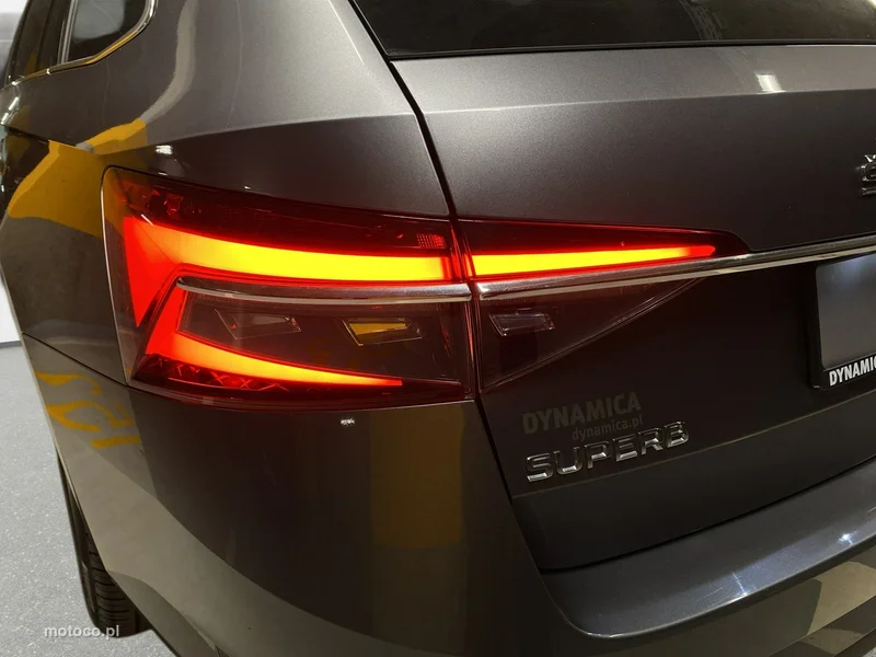 Skoda Superb III 11