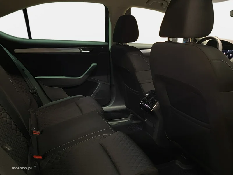 Skoda Superb III 14