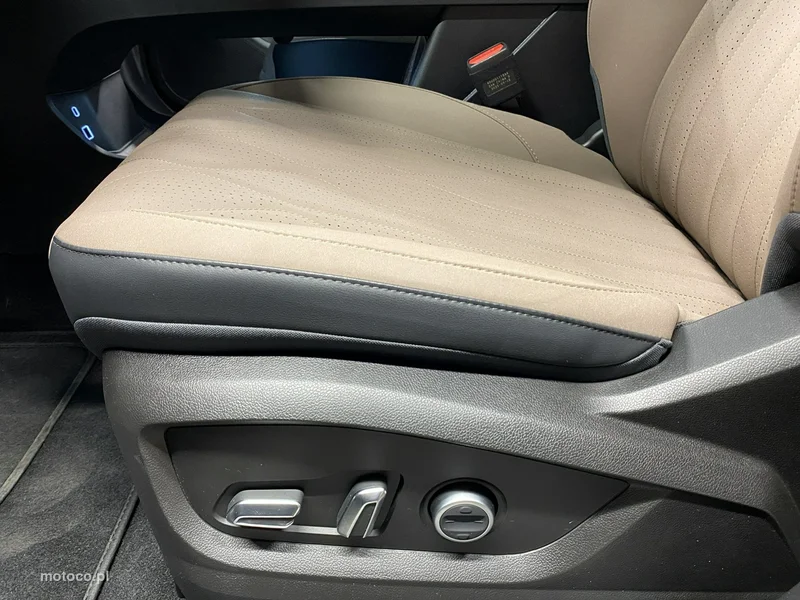Chery Tiggo 8 14