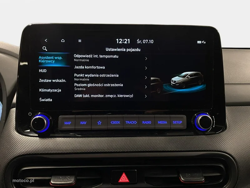 Hyundai KONA 32