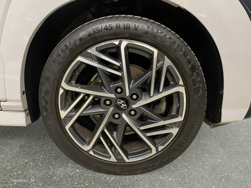 Hyundai KONA 10