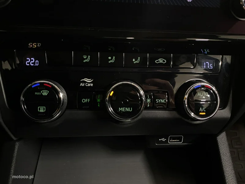 Skoda Octavia III 29